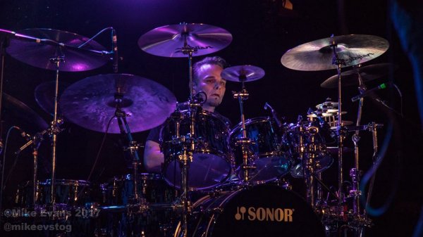 TPT - Gavin Harrison - photo by Mike Evans